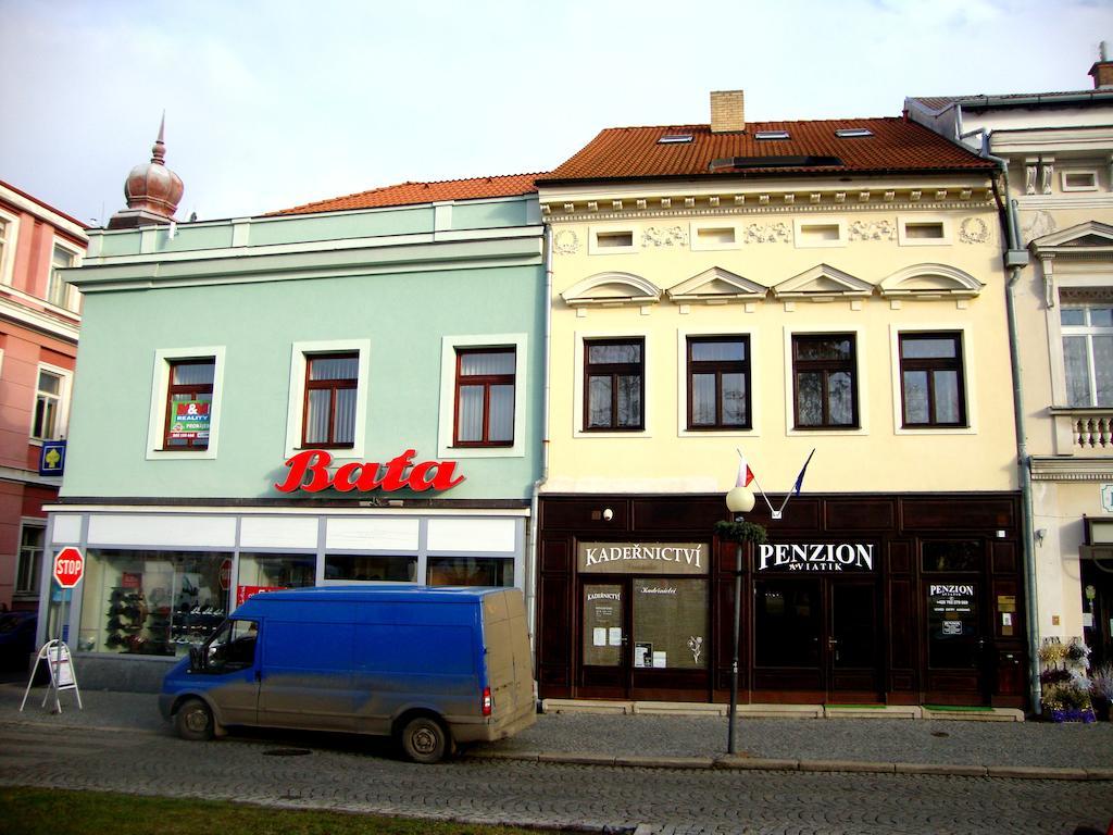 Penzion Aviatik Čáslav Екстериор снимка